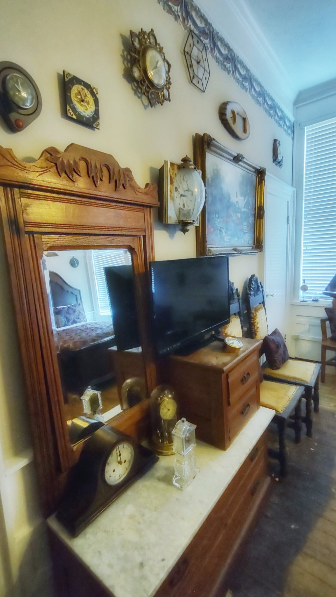 Room 18 The Clock Room