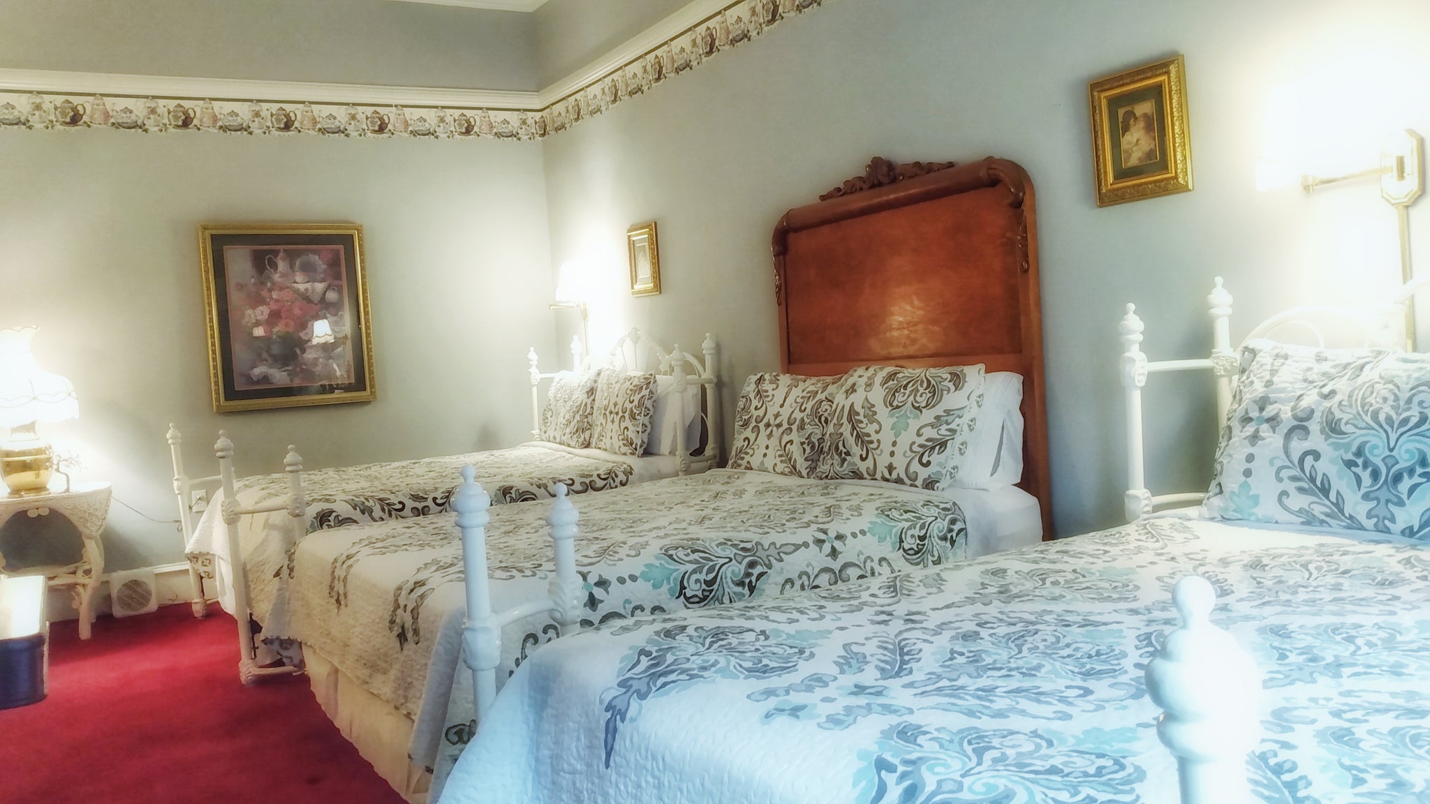 Room 1 Triple Queen beds