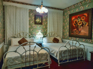 Room 16 Double Queen beds